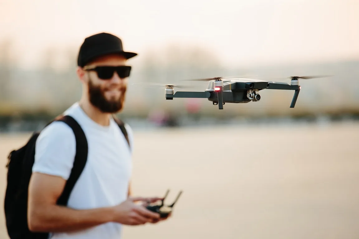 carreira-de-piloto-de-drones-02