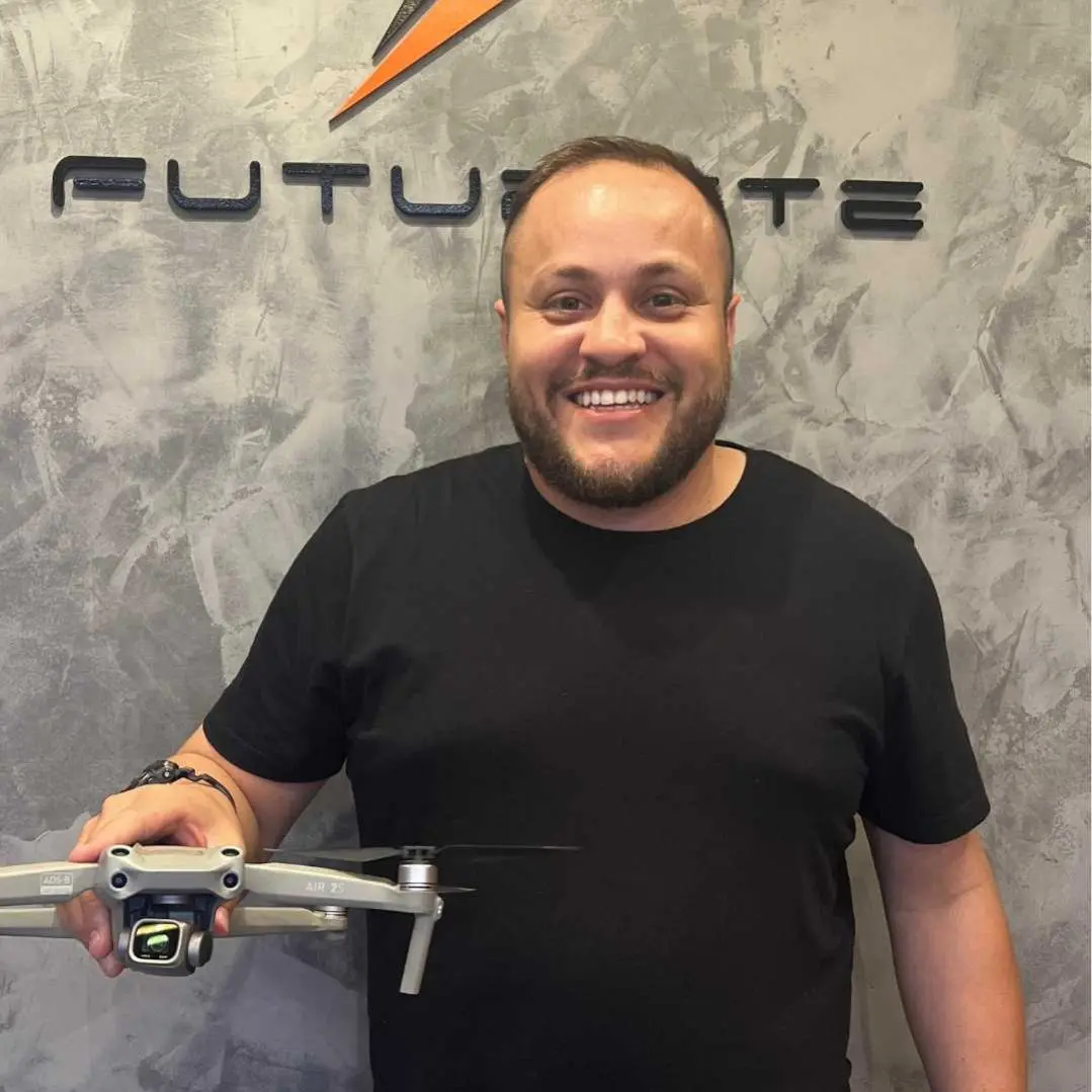 instrutor-de-drones-Gabriel Instrutor de curso de mapeamento aéreo com drones